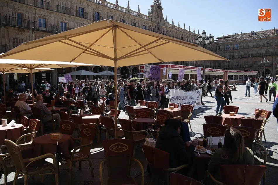 Foto 10 - Grupos de estudiantes expresan su rechazo a la &ldquo;escandalosa sentencia&rdquo; de &lsquo;La Manada&rsquo;