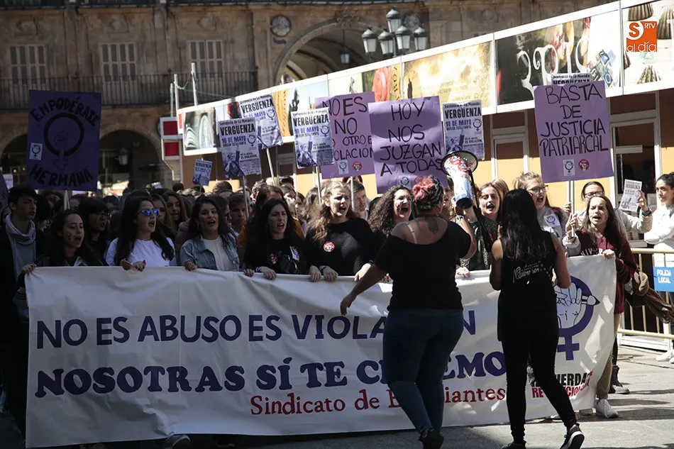 Foto 9 - Grupos de estudiantes expresan su rechazo a la &ldquo;escandalosa sentencia&rdquo; de &lsquo;La Manada&rsquo;