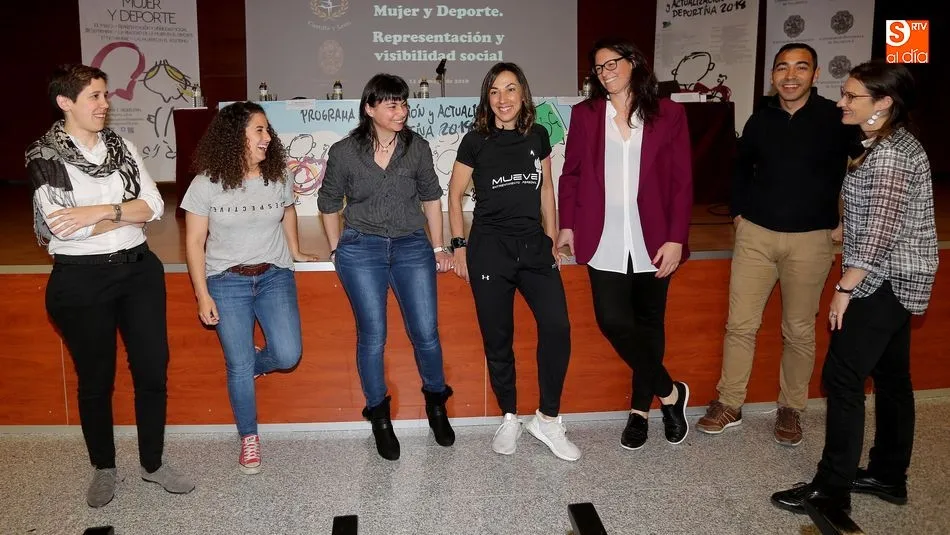 Los participantes, antes del inicio de la jornada.