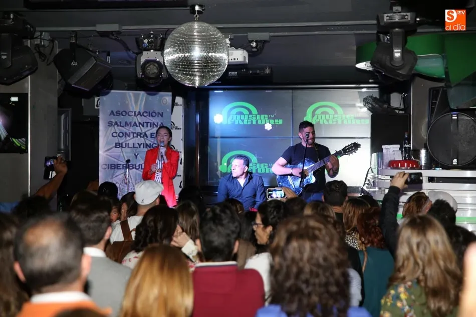Foto 8 - Salamanca dice &lsquo;stop&rsquo; al Bullying con un festival c&aacute;lido y humano