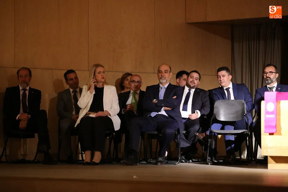 Foto 9 - Imposici&oacute;n de becas a los alumnos del Grado de Odontolog&iacute;a