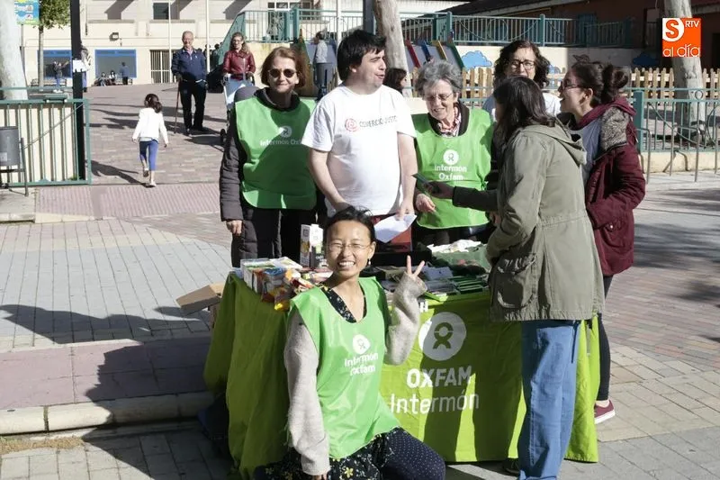 Foto 2 - Oxfam Interm&oacute;n acerca su mercado de productos desfavorecidos por el D&iacute;a Mundial del Comercio...