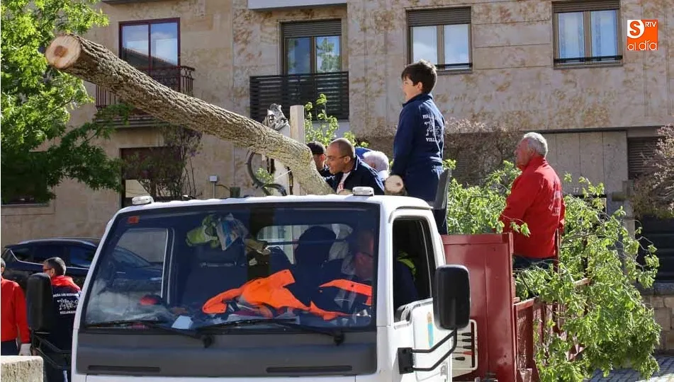 Momento en la Romería del Ramo en Villamayor / Foto: Alberto Martín