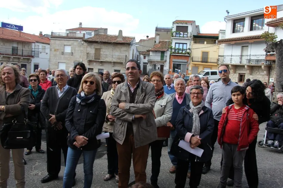 Foto 11 - Villarino homenajea a su poeta Jos&eacute; Miguel Ull&aacute;n  