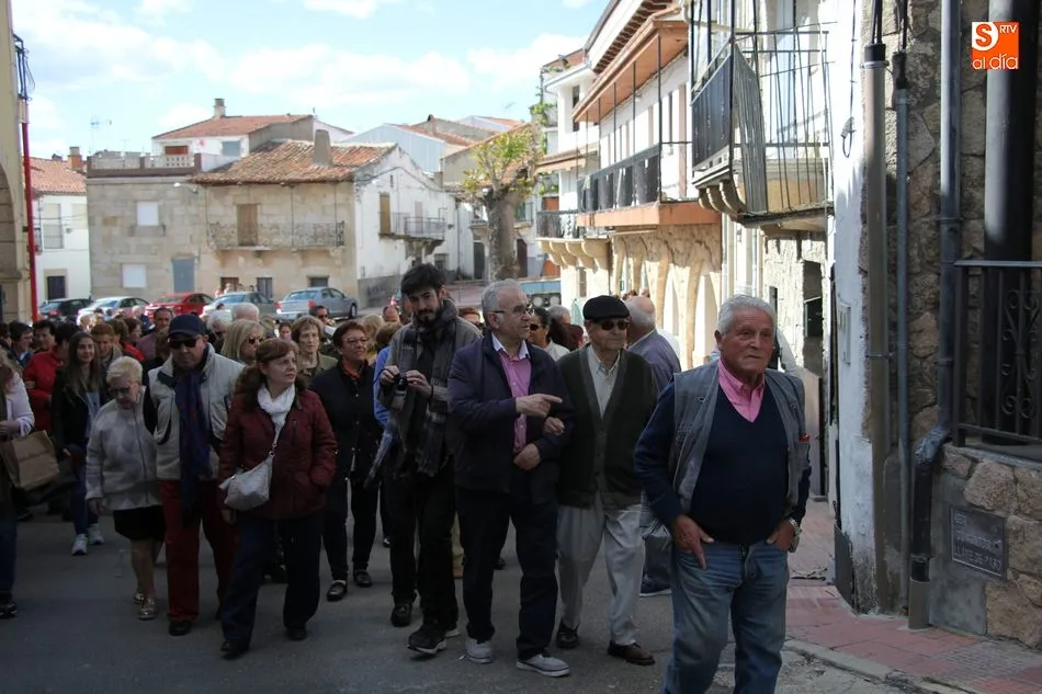 Foto 2 - Villarino homenajea a su poeta Jos&eacute; Miguel Ull&aacute;n  