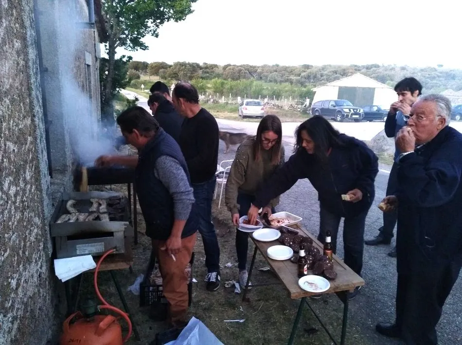 Foto 8 - Gastronom&iacute;a y actos religiosos en Grandes para celebrar San Gregorio  