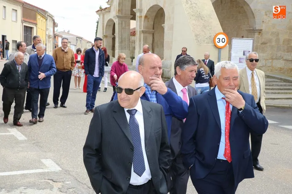 Foto 3 - Calzada de Valdunciel honra con misa y procesi&oacute;n al Cristo de la Piedad&nbsp;