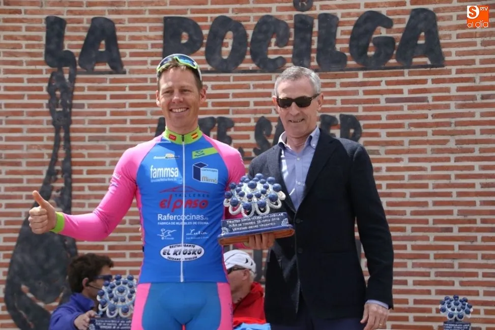 Foto 9 - Eladio Jim&eacute;nez se impone al sprint y gana el Trofeo Santa Teresa &ndash;&nbsp;A&ntilde;o Jubilar Teresiano