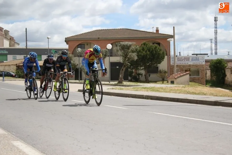 Foto 5 - Eladio Jim&eacute;nez se impone al sprint y gana el Trofeo Santa Teresa &ndash;&nbsp;A&ntilde;o Jubilar Teresiano