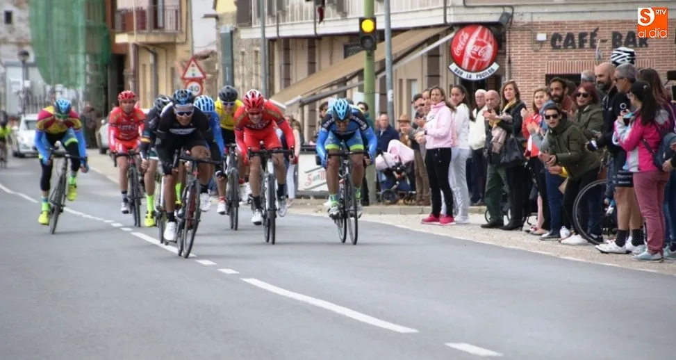 Foto 5 - Eladio Jim&eacute;nez gana al sprint el Trofeo Santa Teresa &ndash; A&ntilde;o Jubilar Teresiano  