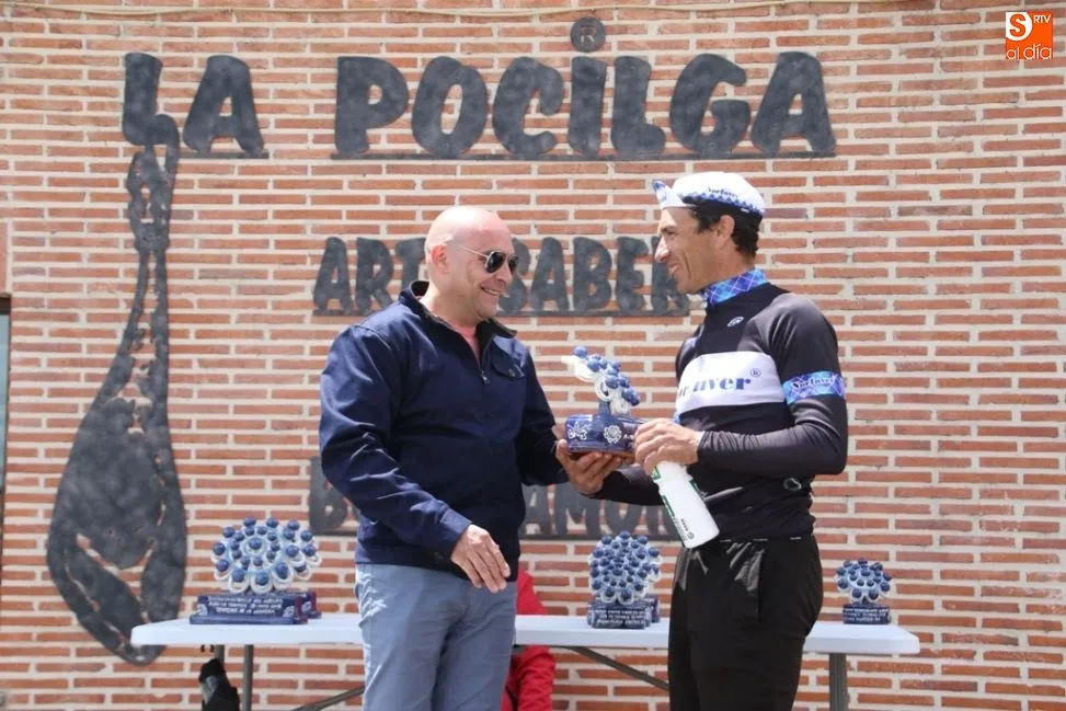 Foto 4 - Eladio Jim&eacute;nez gana al sprint el Trofeo Santa Teresa &ndash; A&ntilde;o Jubilar Teresiano  