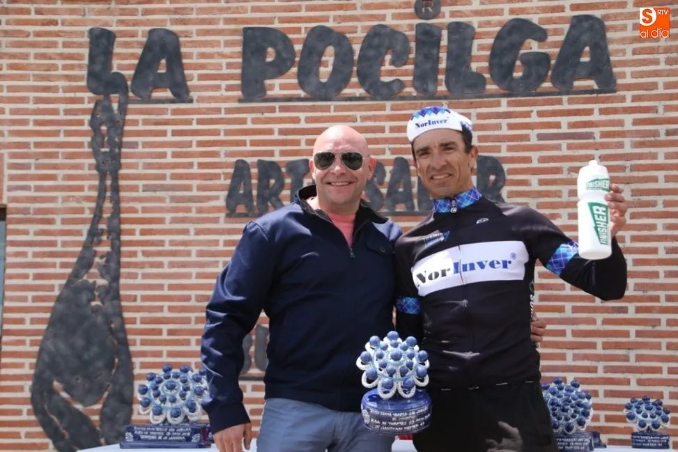 Foto 3 - Eladio Jim&eacute;nez gana al sprint el Trofeo Santa Teresa &ndash; A&ntilde;o Jubilar Teresiano  