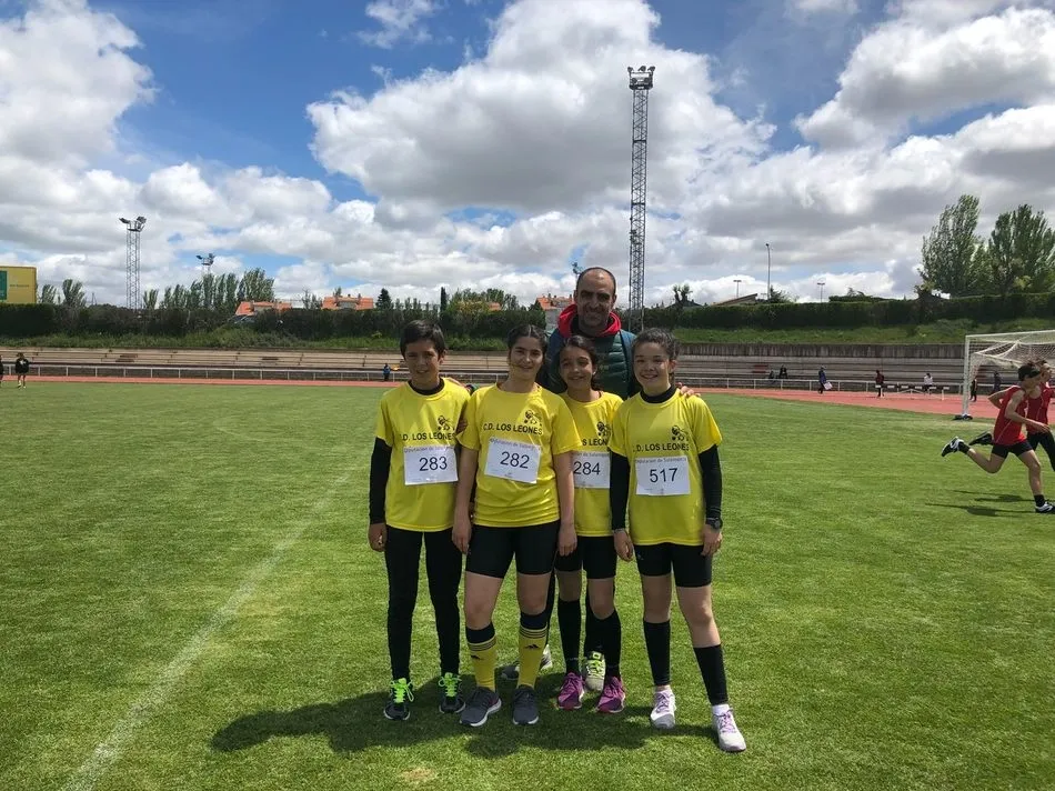 Foto 10 - Intenso Torneo Ib&eacute;rico en Freixo para el CD los Leones  