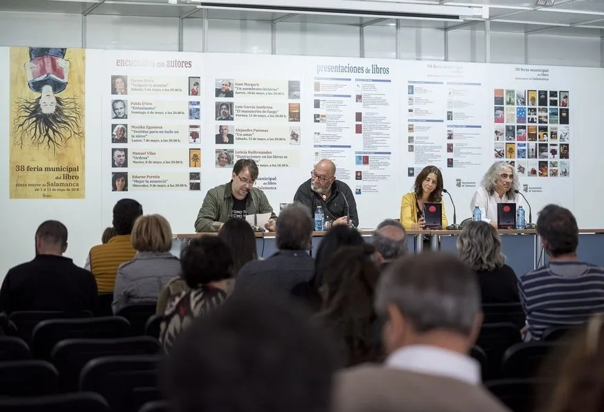 Foto 2 - Josetxu Mor&aacute;n recrea la tragedia de los refugiados que llegan a una Europa erizada de fronteras y...