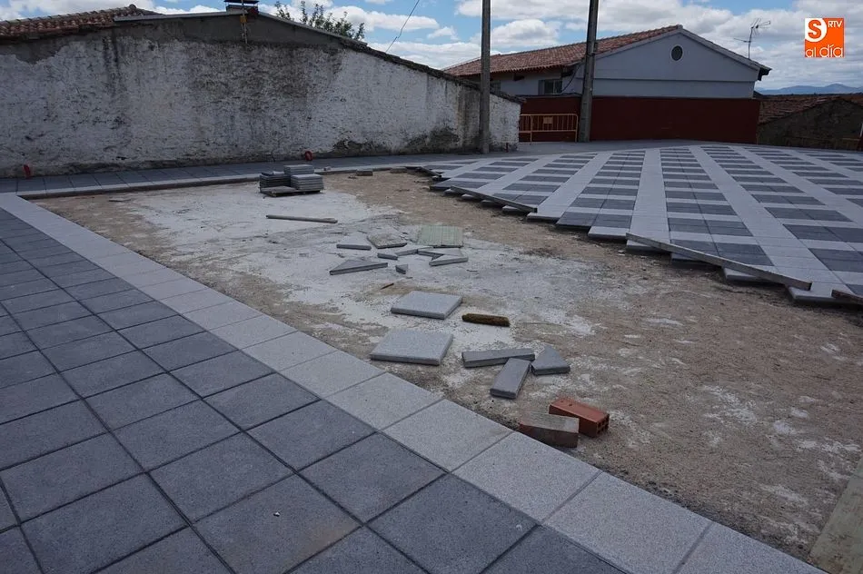 Foto 2 - La nueva plaza estar&aacute; lista para las fiestas de Santa Isabel