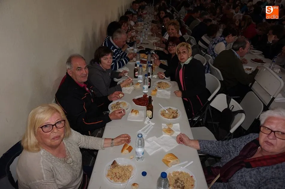 Foto 8 - La comida solidaria de Manos Unidas re&uacute;ne a 250 personas