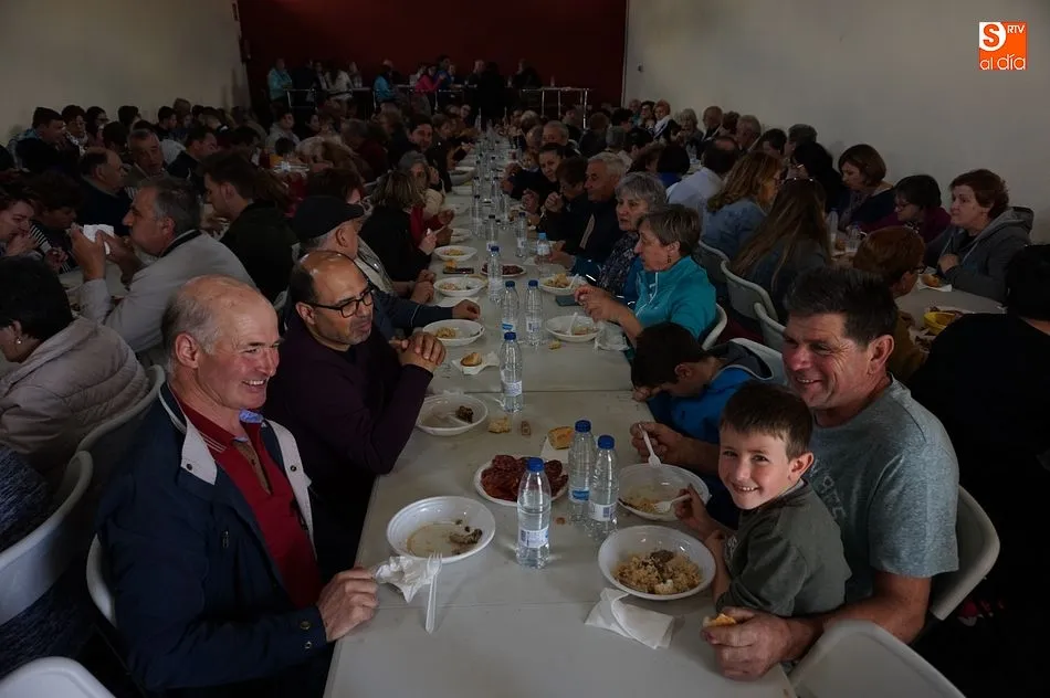 Foto 7 - La comida solidaria de Manos Unidas re&uacute;ne a 250 personas