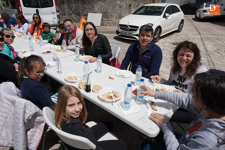 Foto 6 - La comida solidaria de Manos Unidas re&uacute;ne a 250 personas