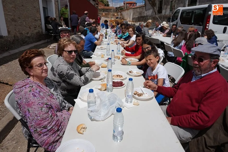 Foto 3 - La comida solidaria de Manos Unidas re&uacute;ne a 250 personas