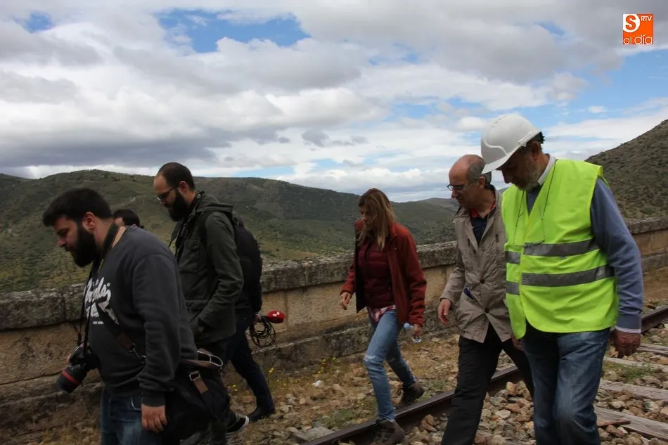 Foto 5 - La v&iacute;a f&eacute;rrea del Duero recobra vida con las actuaciones de la Diputaci&oacute;n  