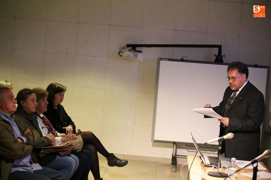 Foto 6 - Ram&oacute;n Garc&iacute;a G&oacute;mez destaca el impacto de la Universidad en Salamanca  