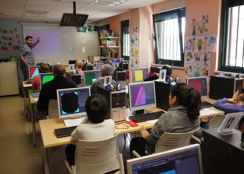 Foto 2 - Carbajosa celebra el D&iacute;a de Internet con una completa semana de actividades  