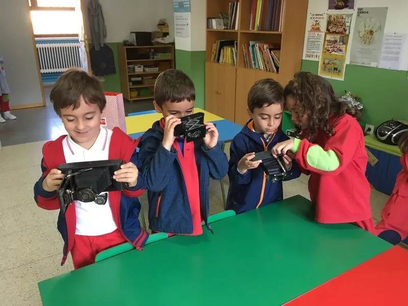 Foto 6 - Los infantiles del colegio Padres Trinitarios se asoman al pasado  