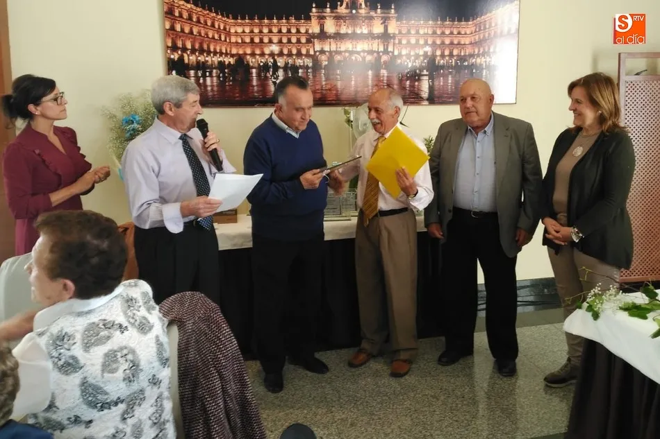 Foto 4 - La Asociaci&oacute;n de Mayores San Isidro celebra el d&iacute;a de su patr&oacute;n  