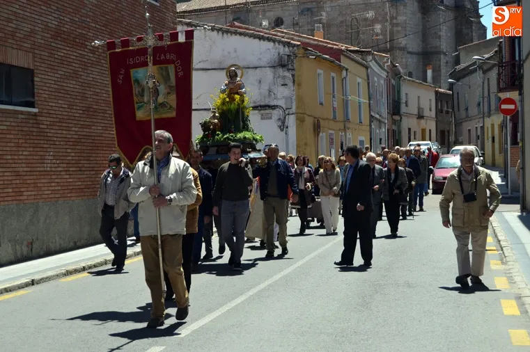 Foto 10 - Plegarias y v&iacute;tores a San Isidro en su d&iacute;a grande