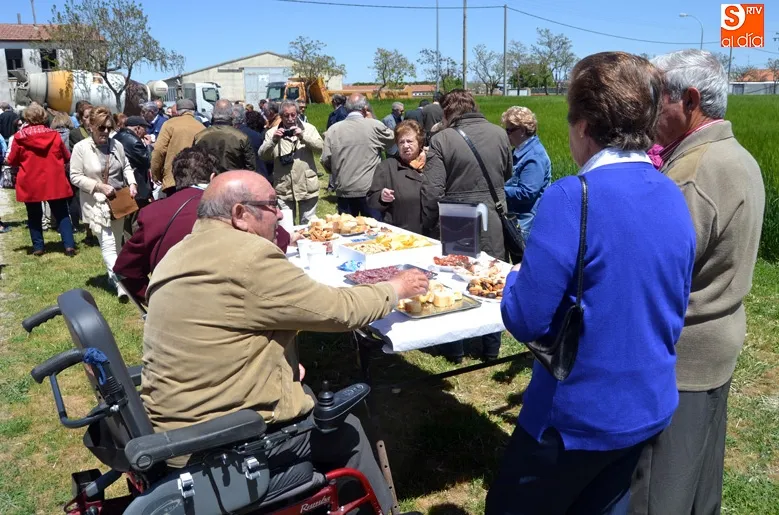 Foto 4 - Plegarias y v&iacute;tores a San Isidro en su d&iacute;a grande