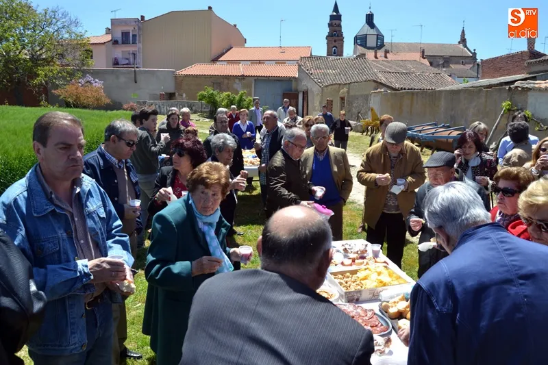 Foto 3 - Plegarias y v&iacute;tores a San Isidro en su d&iacute;a grande