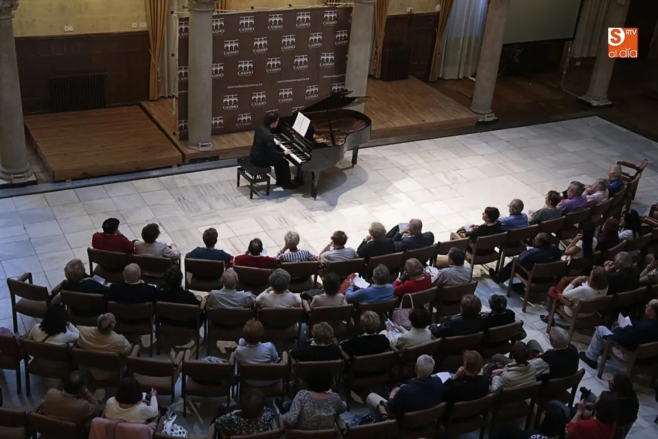 Foto 11 - Antonio Garrido Mart&iacute;nez ofrece un recital de piano en el Casino de Salamanca  