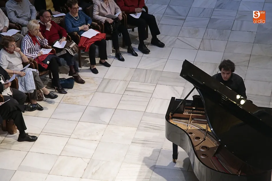 Foto 5 - Antonio Garrido Mart&iacute;nez ofrece un recital de piano en el Casino de Salamanca  