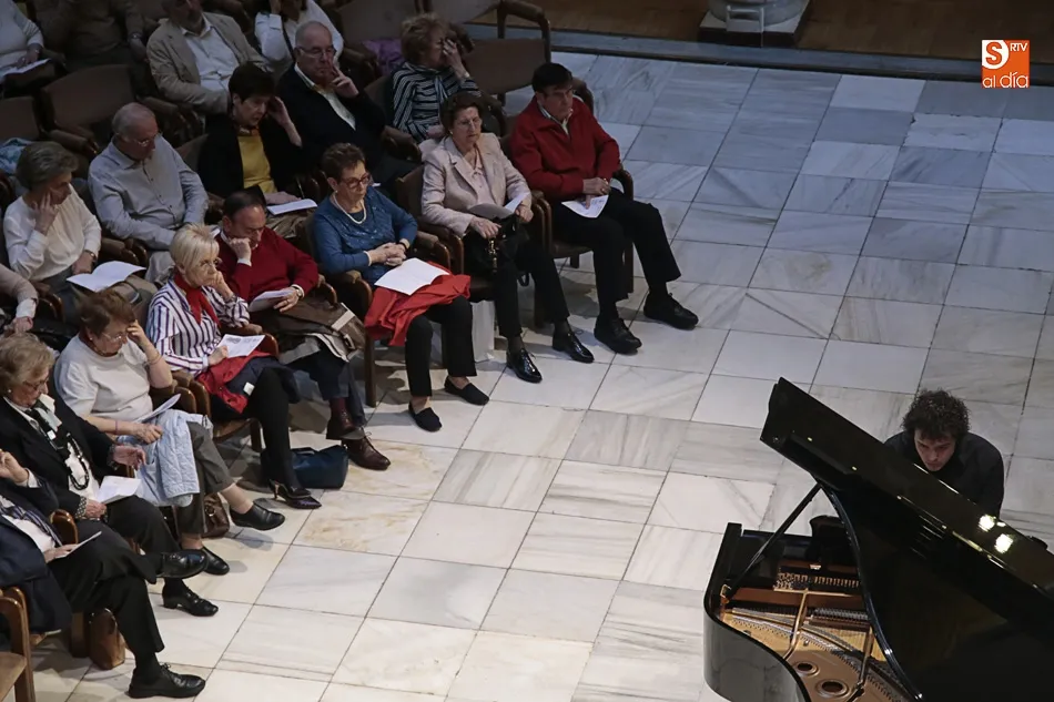 Foto 3 - Antonio Garrido Mart&iacute;nez ofrece un recital de piano en el Casino de Salamanca  