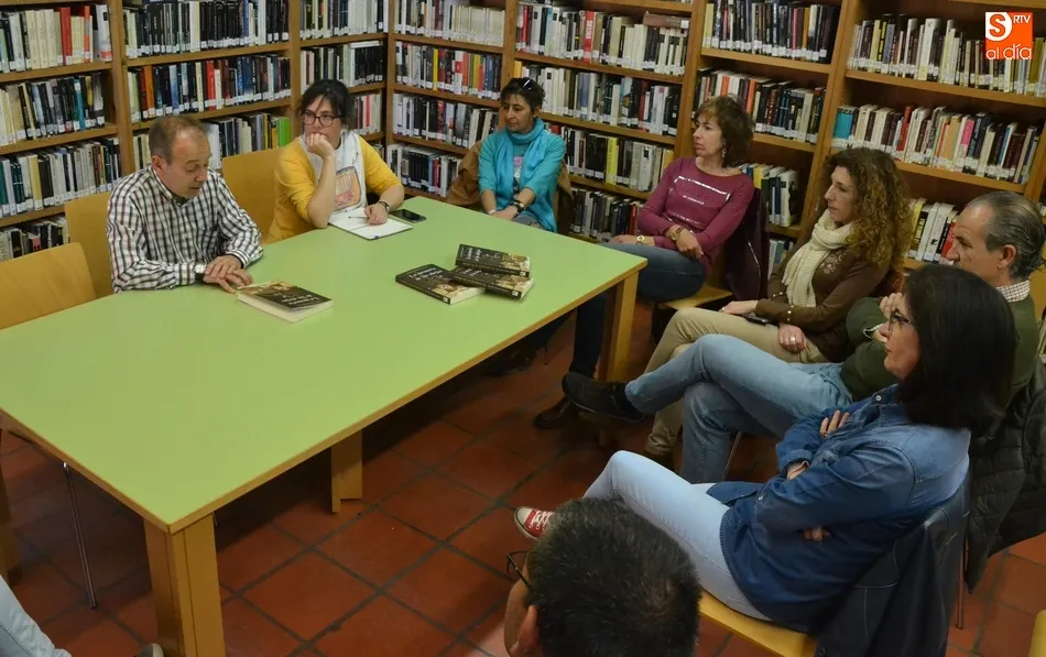 Andrés Sánchez Palacios da a conocer en Mirolibro ‘La memoria de las abejas’  
