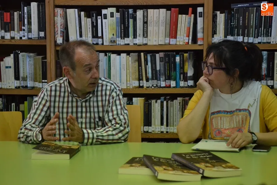Foto 2 - Andr&eacute;s S&aacute;nchez Palacios da a conocer en Mirolibro &lsquo;La memoria de las abejas&rsquo;  