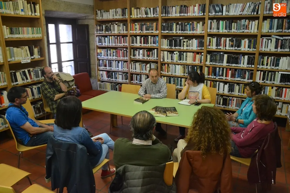 Foto 3 - Andr&eacute;s S&aacute;nchez Palacios da a conocer en Mirolibro &lsquo;La memoria de las abejas&rsquo;  