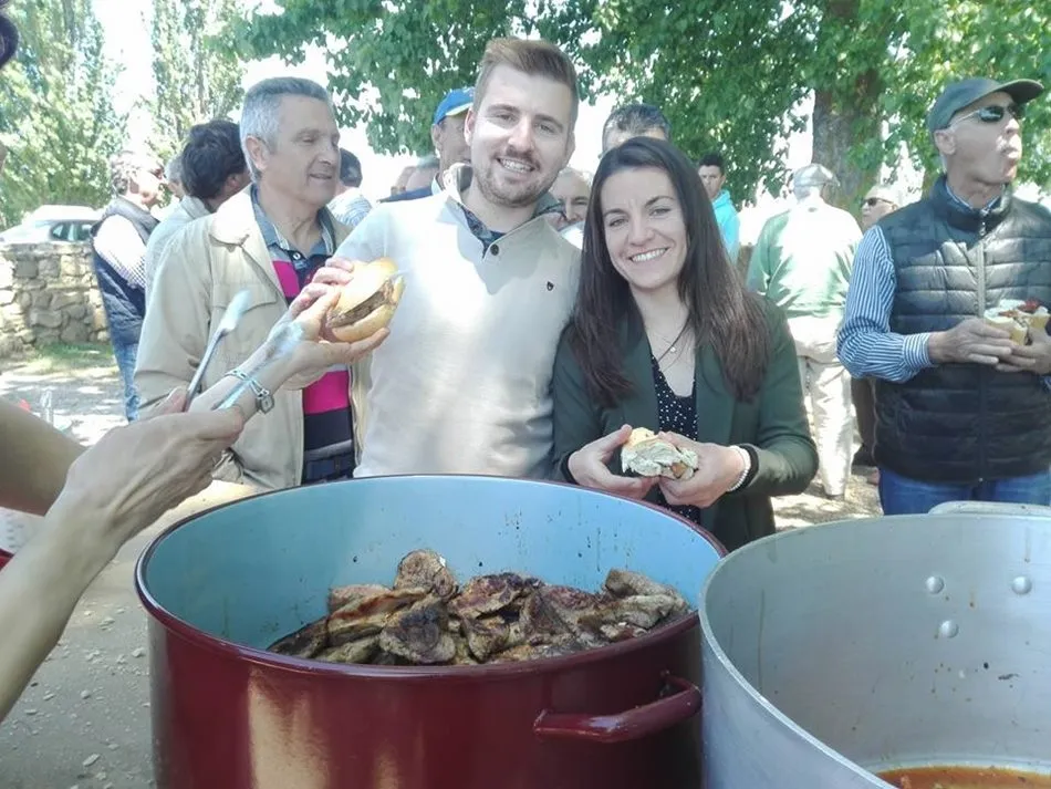 Foto 10 - Aldearrubia y Villoruela mantienen la tradici&oacute;n de San Isidro