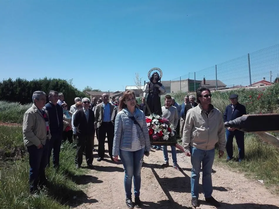 Foto 8 - Aldearrubia y Villoruela mantienen la tradici&oacute;n de San Isidro