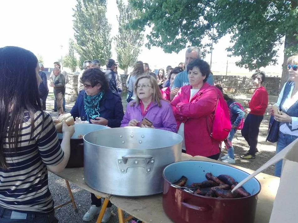 Foto 6 - Aldearrubia y Villoruela mantienen la tradici&oacute;n de San Isidro