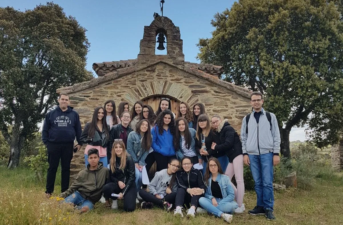 Foto 6 - Alumnos de Religi&oacute;n de los arciprestazgos de Yeltes y Campo Charro disfrutan de una convivencia  