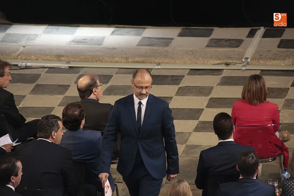 Foto 7 - Mina de uranio, listas de espera quir&uacute;rgicas o los malos olores del CTR, quejas de los salmantinos