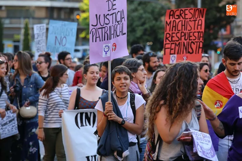 Foto 10 - Salamanca, en&nbsp;pie de guerra para exigir sus derechos en el Pacto de Estado  