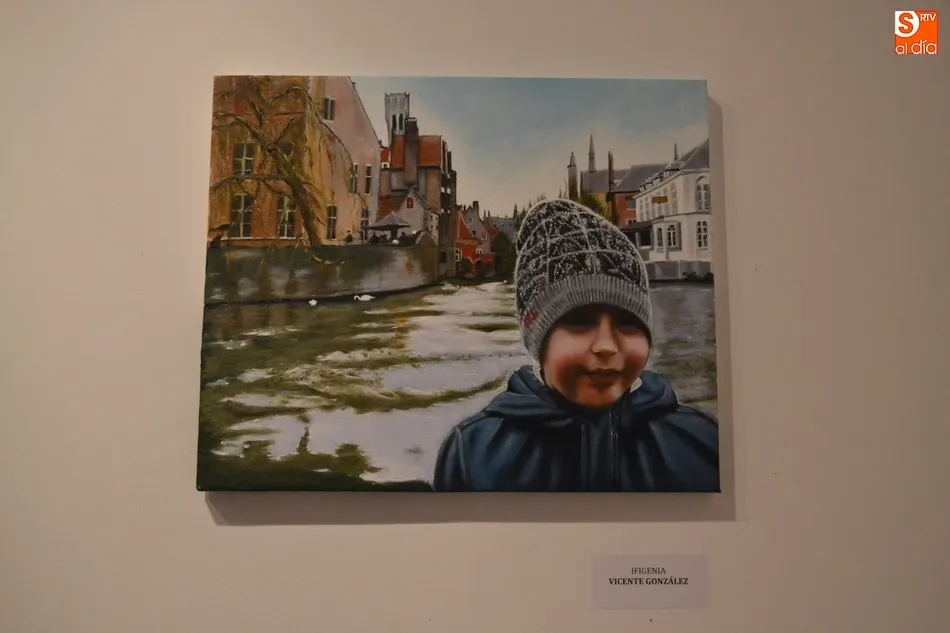 Foto 4 - Abierta la exposici&oacute;n de &ldquo;la gran familia&rdquo; del Taller Municipal de Pintura  