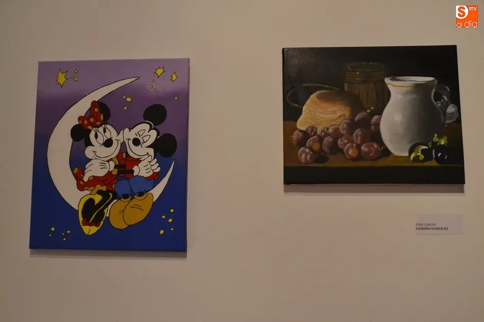 Foto 3 - Abierta la exposici&oacute;n de &ldquo;la gran familia&rdquo; del Taller Municipal de Pintura  