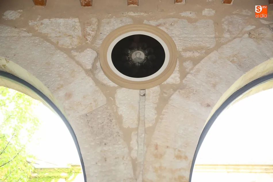 Foto 10 - La exposici&oacute;n Rostros del Olvido recala en la Hospeder&iacute;a Fonseca hasta el mes de octubre