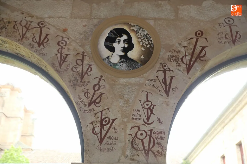 Foto 3 - La exposici&oacute;n Rostros del Olvido recala en la Hospeder&iacute;a Fonseca hasta el mes de octubre