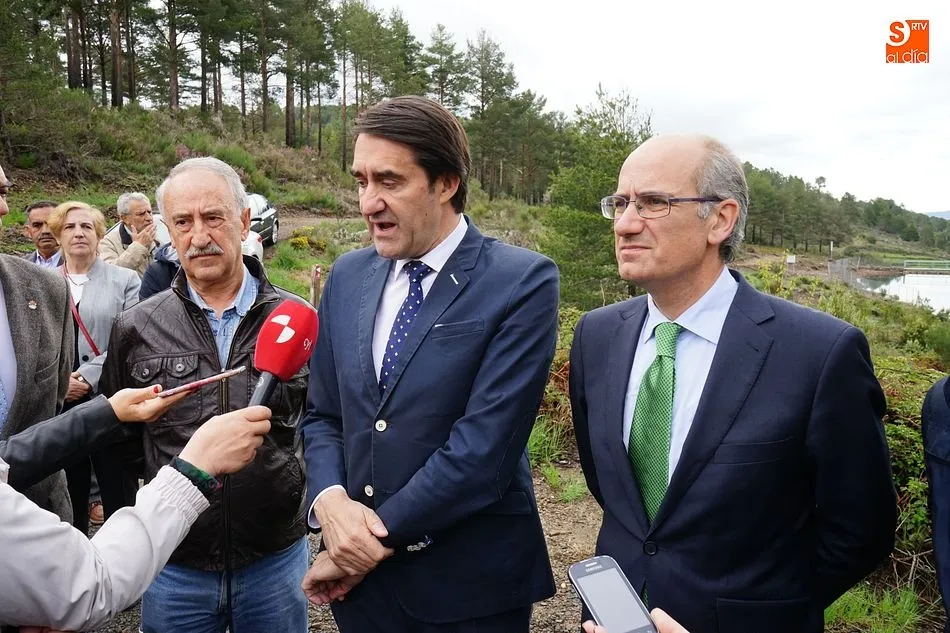 Foto 7 - Junta y Diputaci&oacute;n presentan oficialmente la construcci&oacute;n del azud de La Alberca