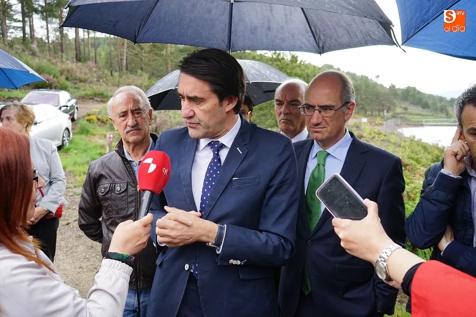 Foto 5 - Junta y Diputaci&oacute;n presentan oficialmente la construcci&oacute;n del azud de La Alberca