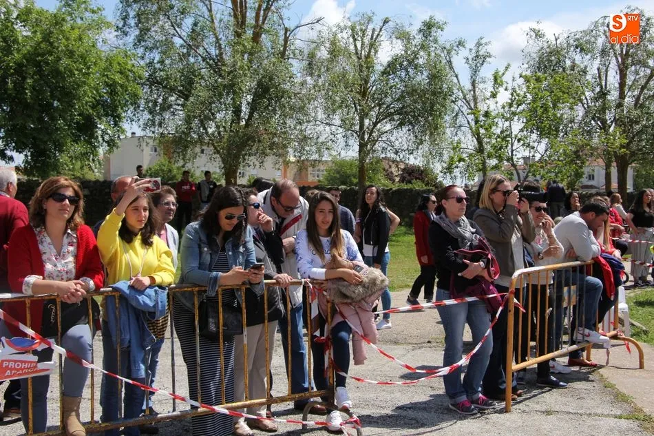 Foto 9 - Cerca de 1.500 escolares defienden la escuela p&uacute;blica rural en el 'Danzar de los Danzares'  